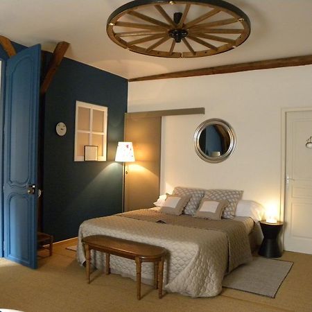 Entre Cour Et Jardin Hotell Châlons-en-Champagne Exteriör bild